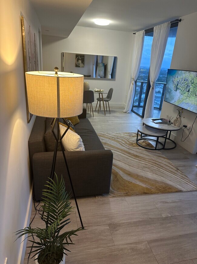 Photo - 121 NE 34th St Unit Luxury in the sky at Hyde