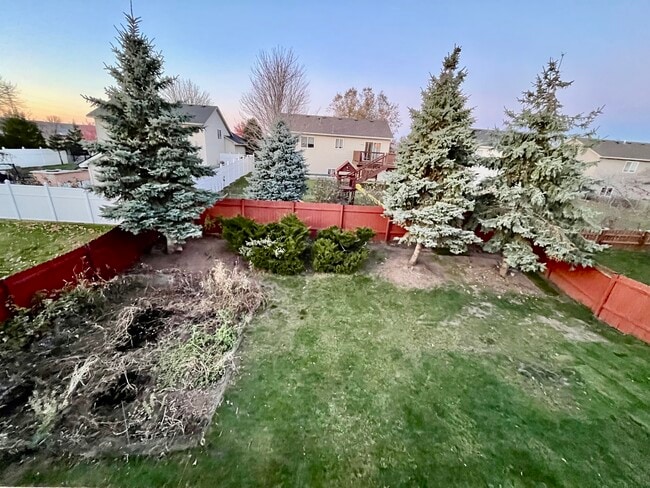 Photo - 817 Jack Russell Ave