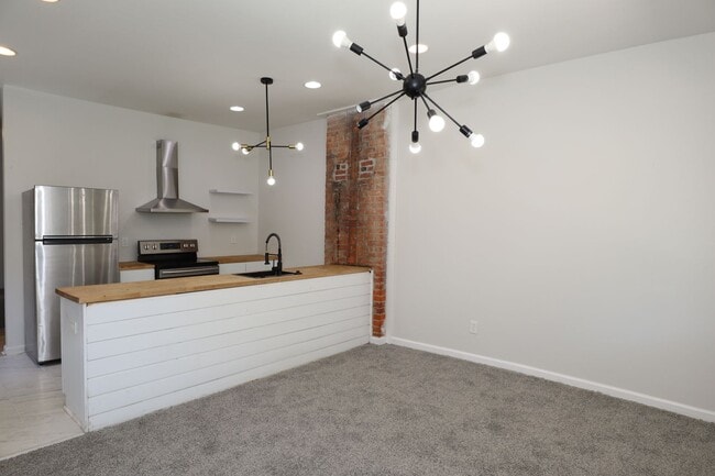 Photo - 126-128 N Colorado Ave