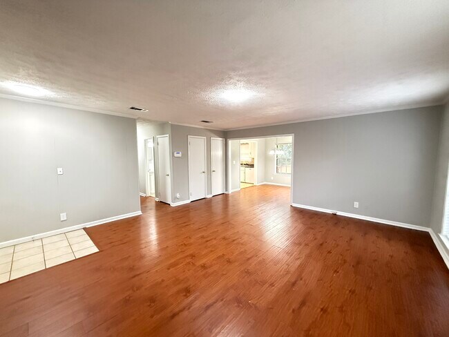 Photo - 576 Shady Grove Dr