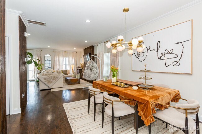 Photo - 45 Miller St