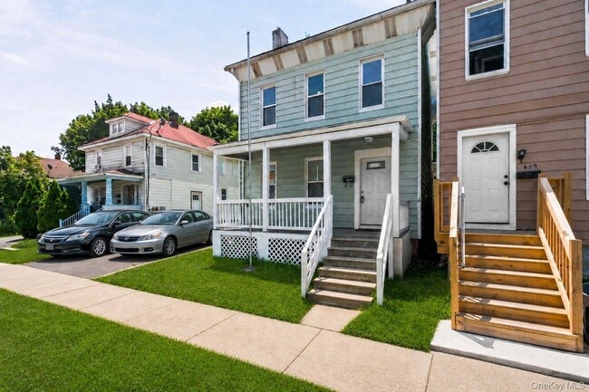 Photo - 457 1st St