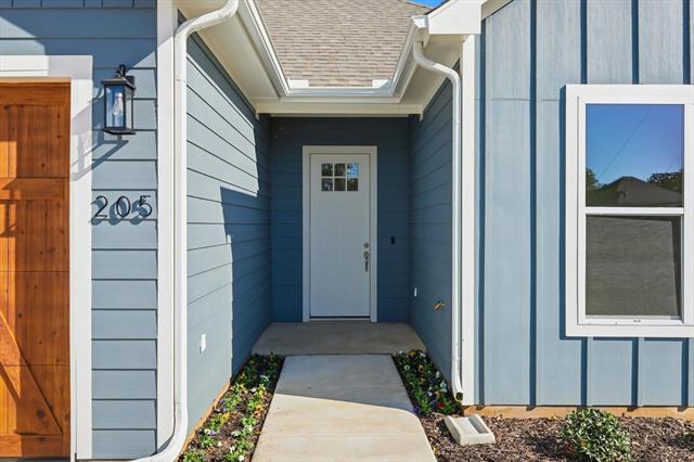 Photo - 205 S Atwood St