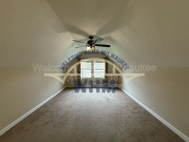Building Photo - 4248 S 5th St Unit Upper