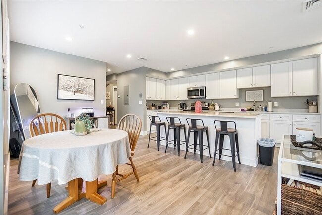 Photo - 245 Bussey St Unit 307