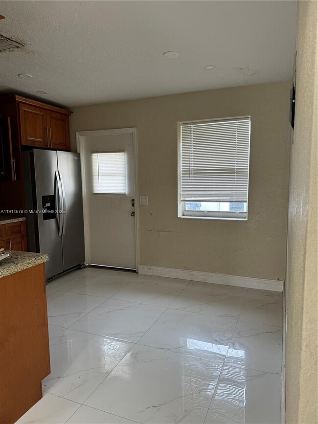 Photo - 6235 Dawson St Apartamento Unidad 2