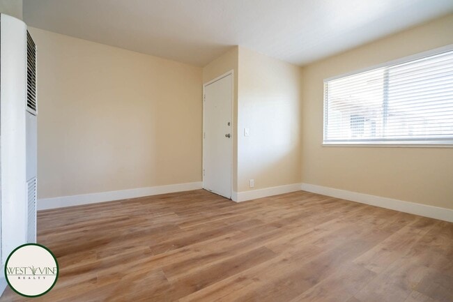 Photo - 513 Pierce Rd Unit 3