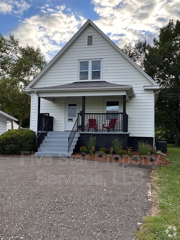 Building Photo - 1749 N Milton Ave Rental
