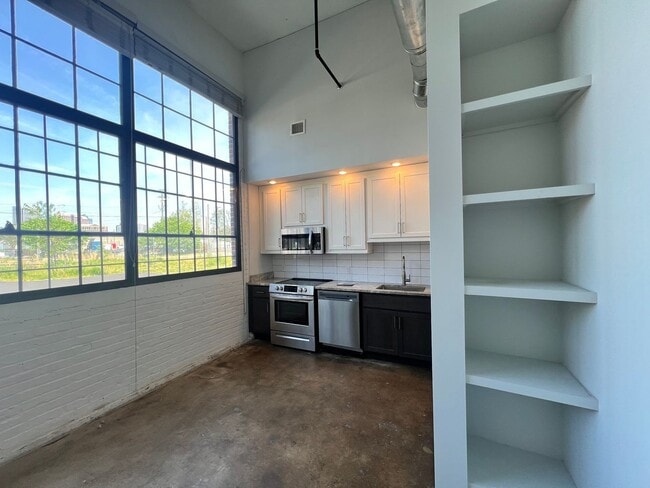 Photo - Railyard Flats