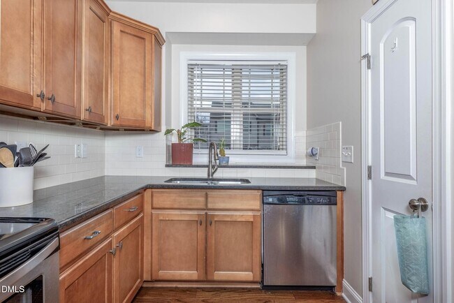 Photo - 2816 Piedmont River Way