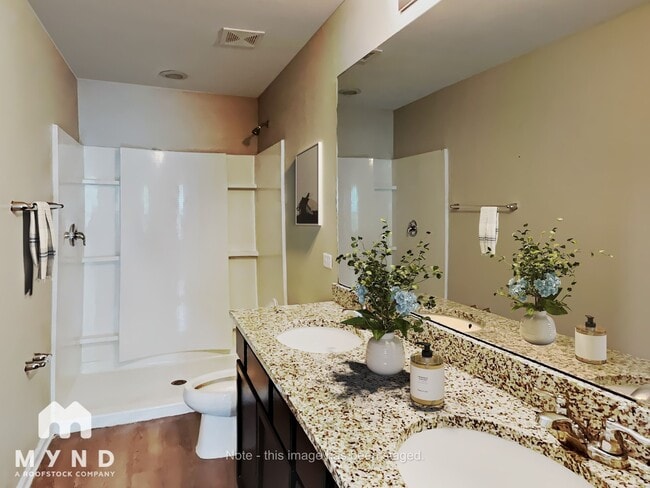 Photo - 789 Henley Ct