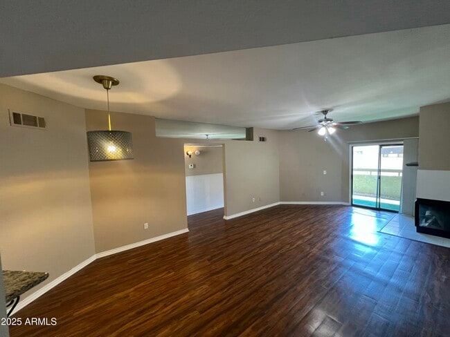 Photo - 1287 N Alma School Rd