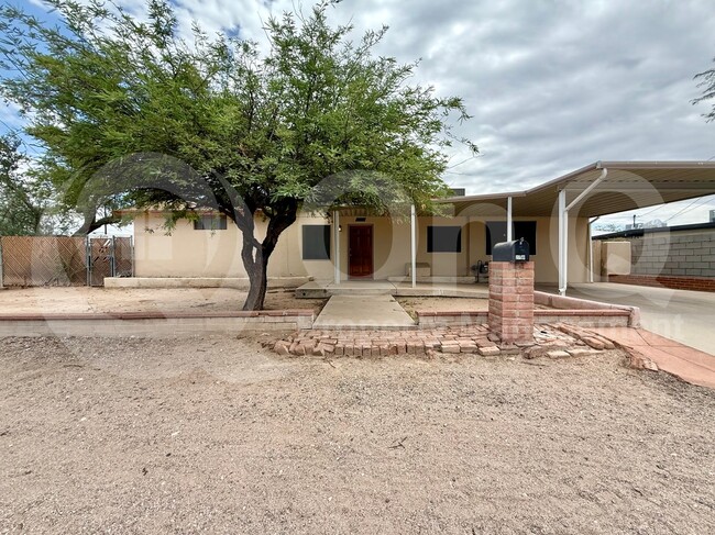 Photo - 2760 N Palo Verde Ave