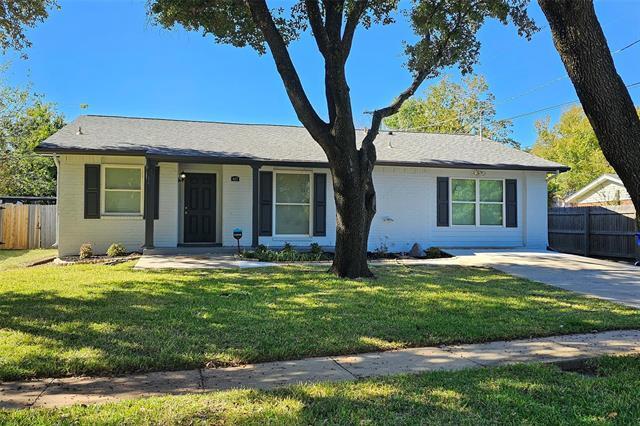 Photo - 602 Hillcrest St House