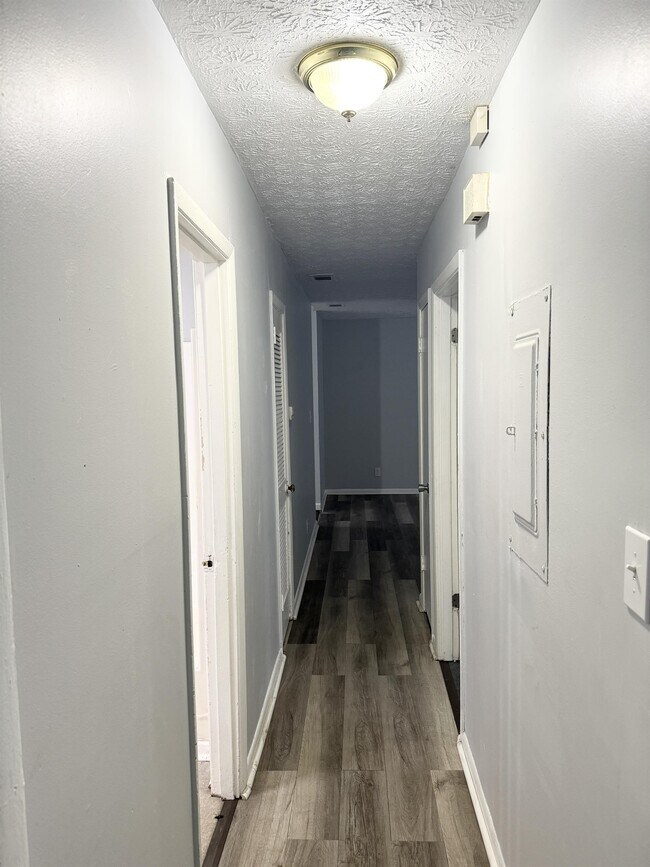 Photo - 3258 Lancing Ln