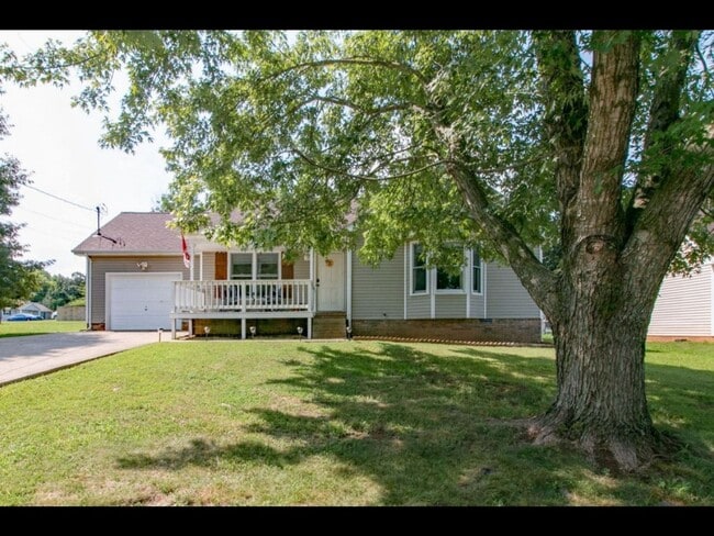 Photo - 296 Audrea Ln