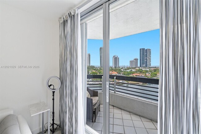 Photo - 19195 Mystic Pointe Dr Unit 1107