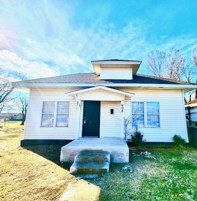 Building Photo - 908 NW 95th St Rental