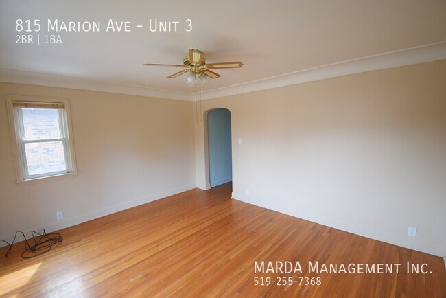 Photo - SPACIOUS 2BED/1BATH UPPER UNIT! + HYDRO & GAS! Unit 3
