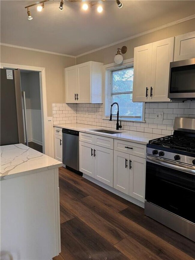 Photo - Kennesaw 3/1