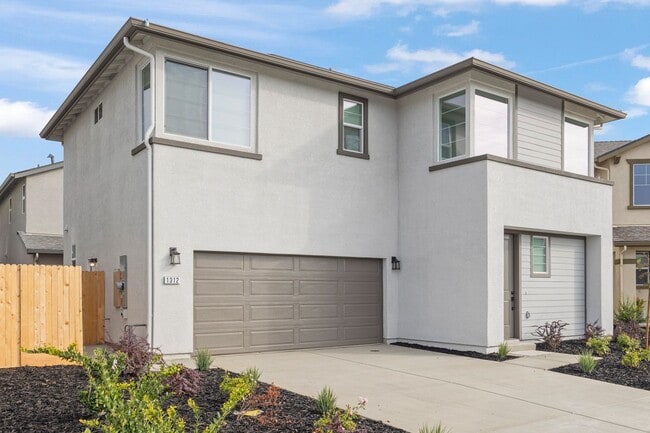 Photo - Brand New 3 Bedroom 2.5 Bathroom with Solar in NW Visalia!!
