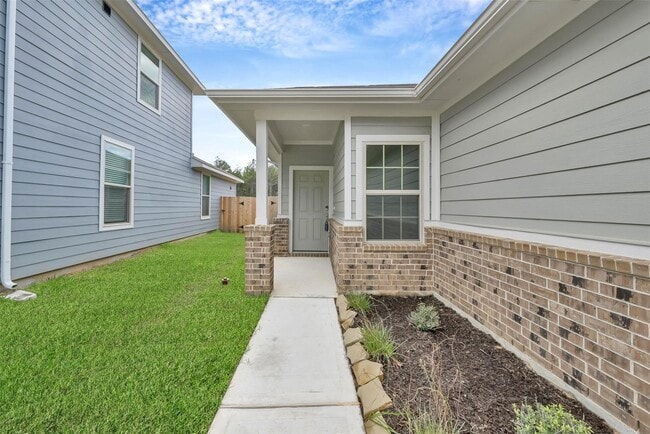 Photo - 16564 Moss Ln