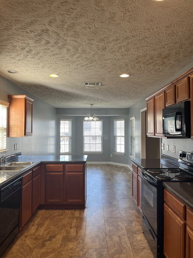 Photo - 2011 Orlimar Ct