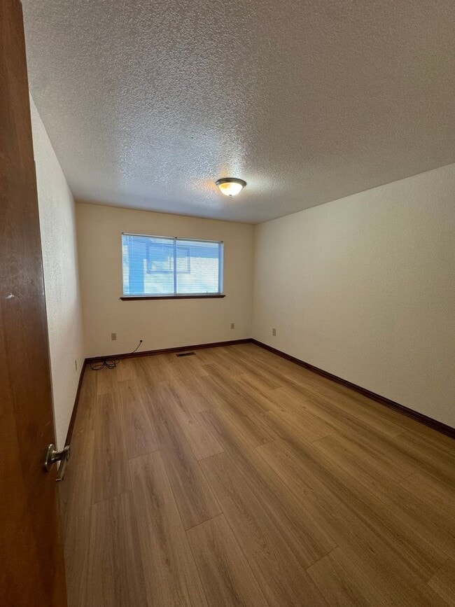 Photo - Beautiful Partial Lake View Home on the Go...