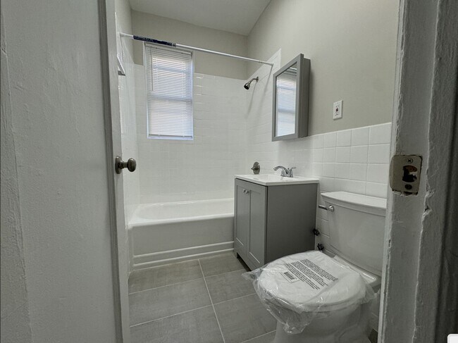 325 Union St A1 - 318 Union St Unit A1