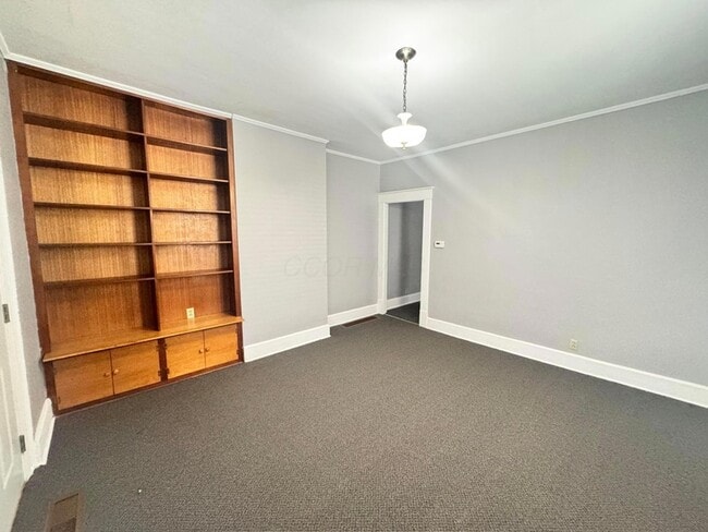 Photo - 617 E Main St Unit A