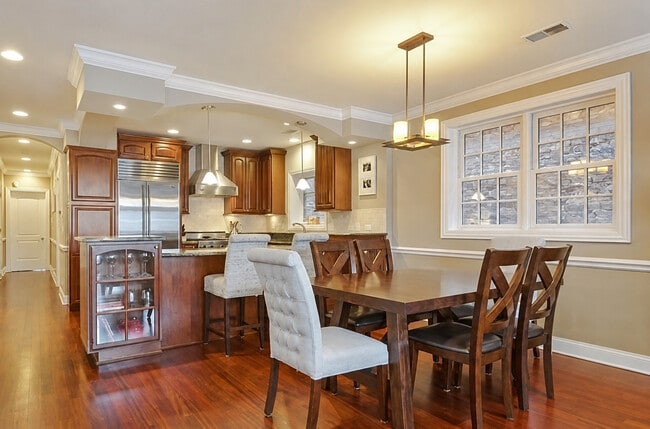 Photo - 3545 N Wilton Ave Unit 3S