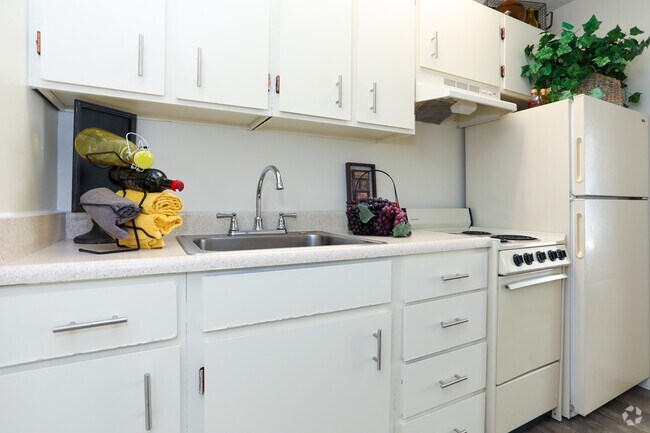 Studio, 1BA - 418SF Model