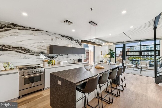 Photo - 2125 14th St NW Unit 315W