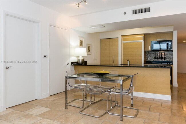 Photo - 1830 S Ocean Dr Unidad 4010