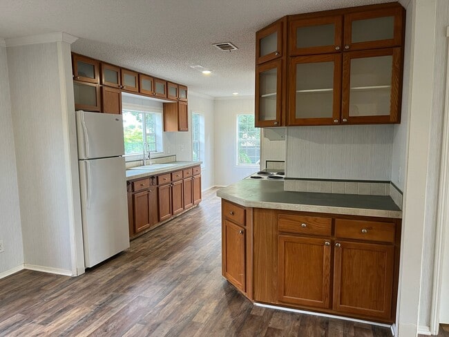 403 Seahorse Ln