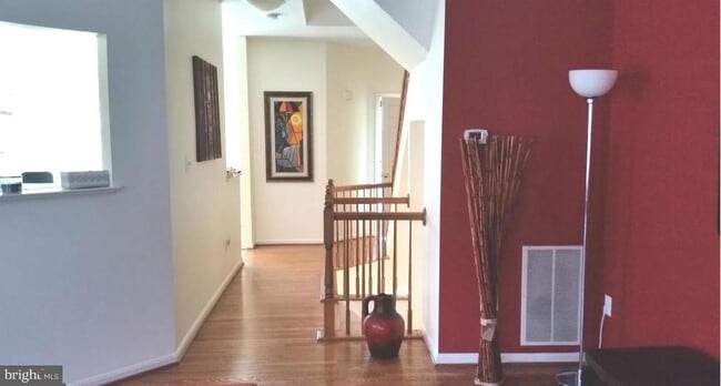 Photo - 5520 Jowett Ct