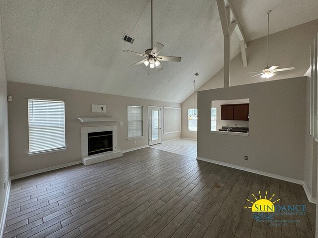 Photo - Charming 4-Bedroom Home in Parkwood Place, Bluewater Bay - Cul-de-Sac!