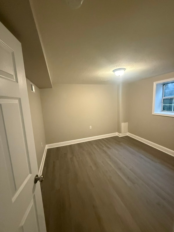 Photo - 1300-1330 Windsor Avenue - 1304B