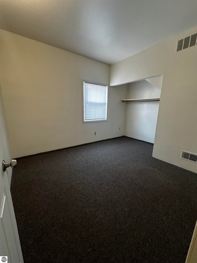 Photo - 315 E Bellows St
