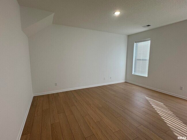 Photo - 5888 Butterfield Ct