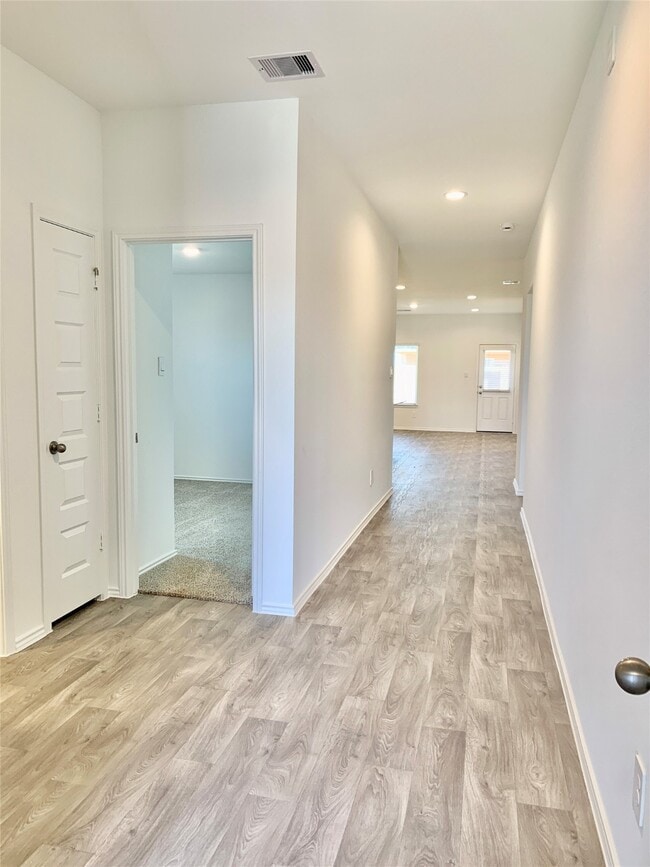 Photo - 2213 Laurel Bloom Ln