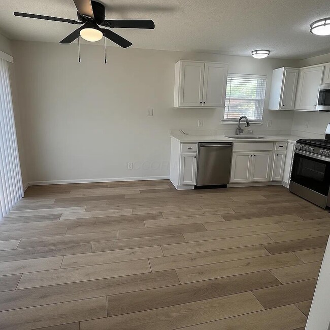 Photo - 4895 Drayton Rd Unit 4897