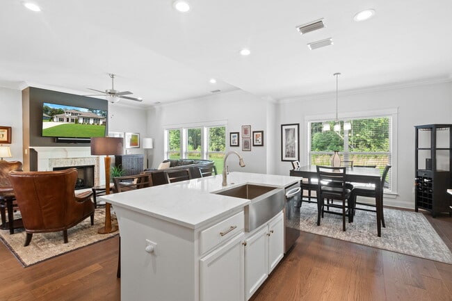 Photo - 31889 Marvanna Dr