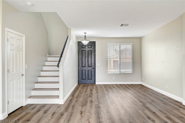 Photo - 567 Pinetop Lake St