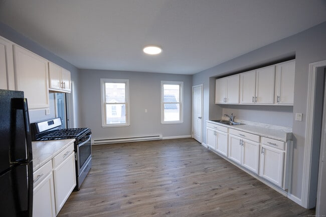 Photo - 127 Lawlor St Unit 3rd floor