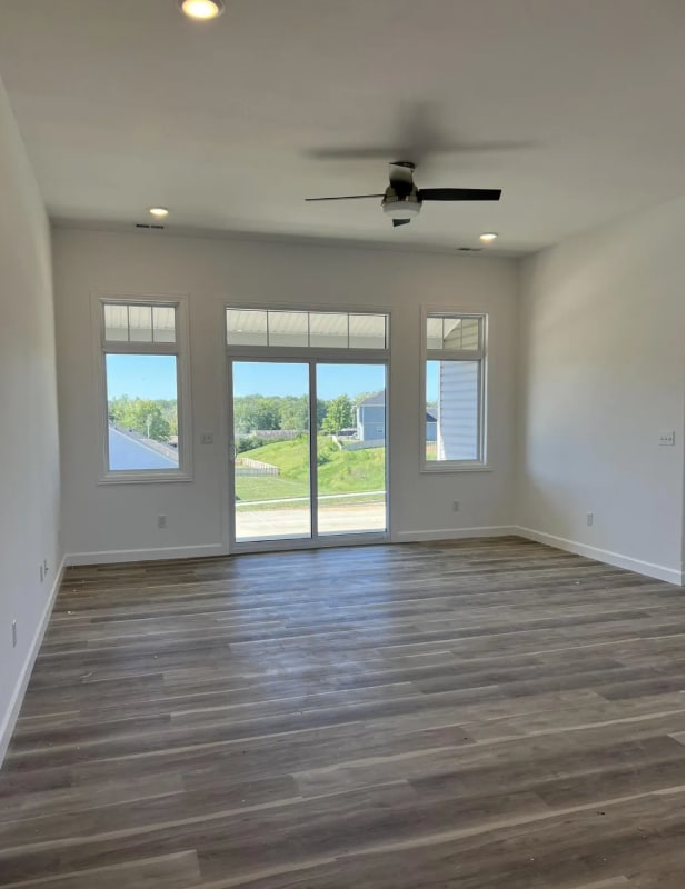 624 Promenade Dr