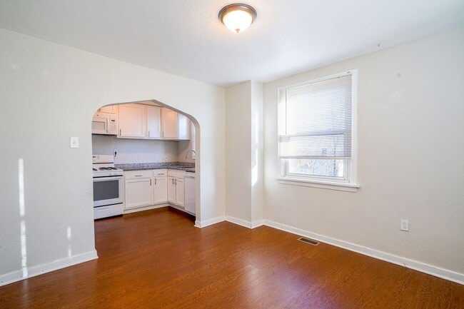 Photo - Beautiful Newly Renovated 3BD 1BA House on Mt Washinton
