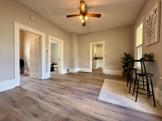 Photo - 280 Mason Ave Unit #1