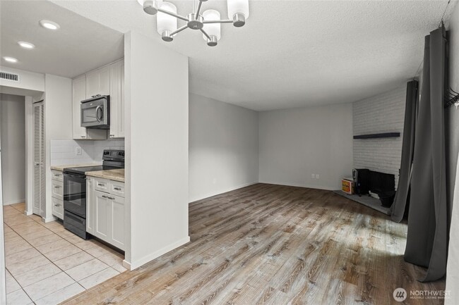Photo - 12423 NE 145th Pl Unit B145
