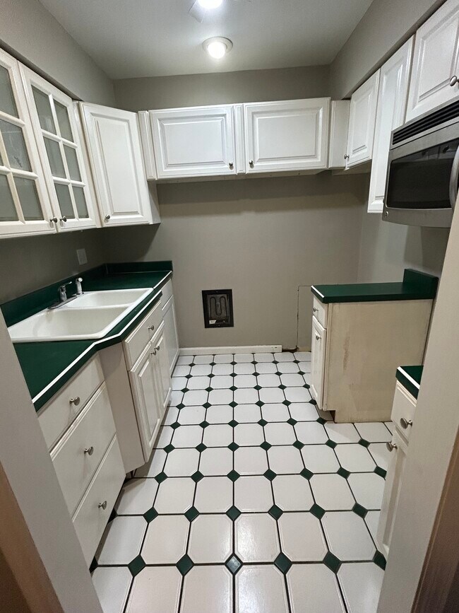 Photo - 5470 Dunmore Dr Unit 5470